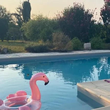 Feriehus Chez Gargatte, 4 Chambres, 12personnes , Piscine Privee Chauffee De Mai A Septembre , Fr