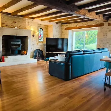 Chez Gargatte, 4 Chambres, 12personnes , Piscine Privee Chauffee De Mai A Septembre , Fr