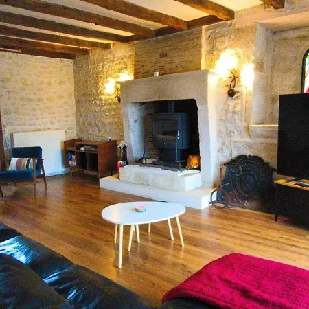 Casa vacanze Chez Gargatte, 12personnes , Piscine Chauffée , Fr Ronsenac (Charente)