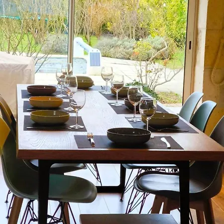 Chez Gargatte, 4 Chambres, 12personnes , Piscine Privee Chauffee De Mai A Septembre , Fr Ronsenac (Charente)