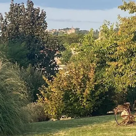 Chez Gargatte, 12personnes , Piscine Chauffee , Fr * Ronsenac (Charente)